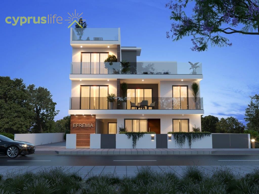 Property photo 1 of 21