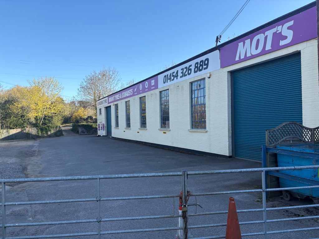 Property photo 2 of 11