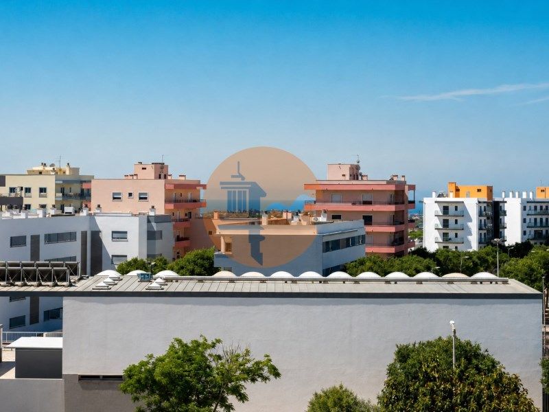 Property photo 3 of 27