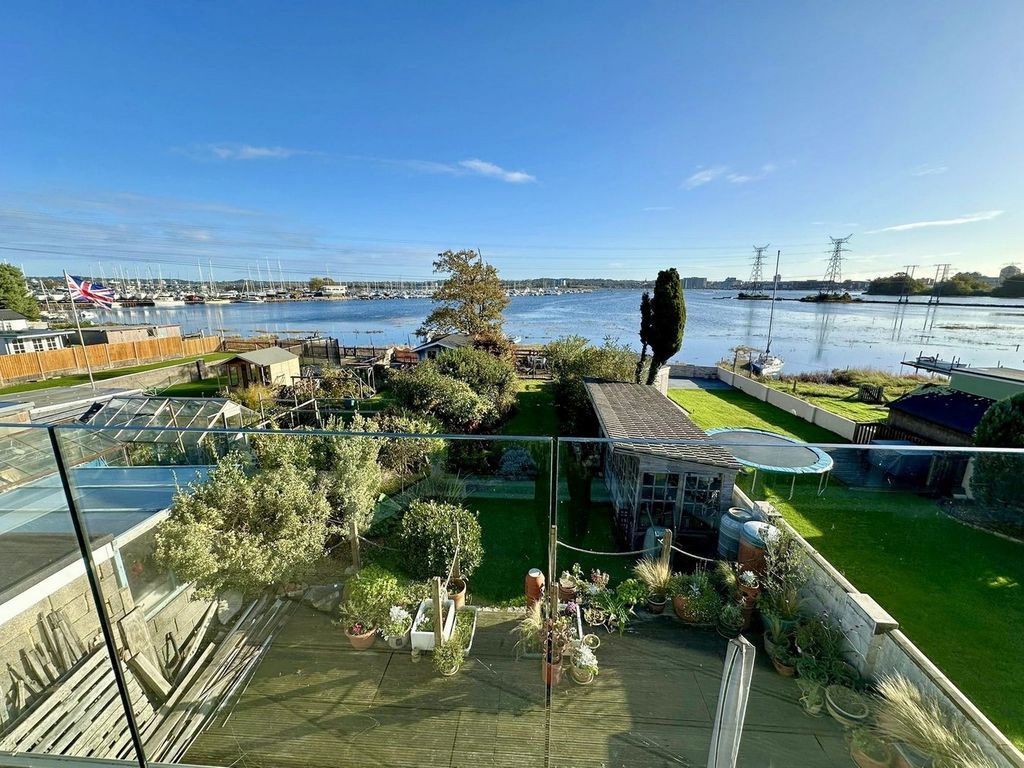 Property photo 2 of 46