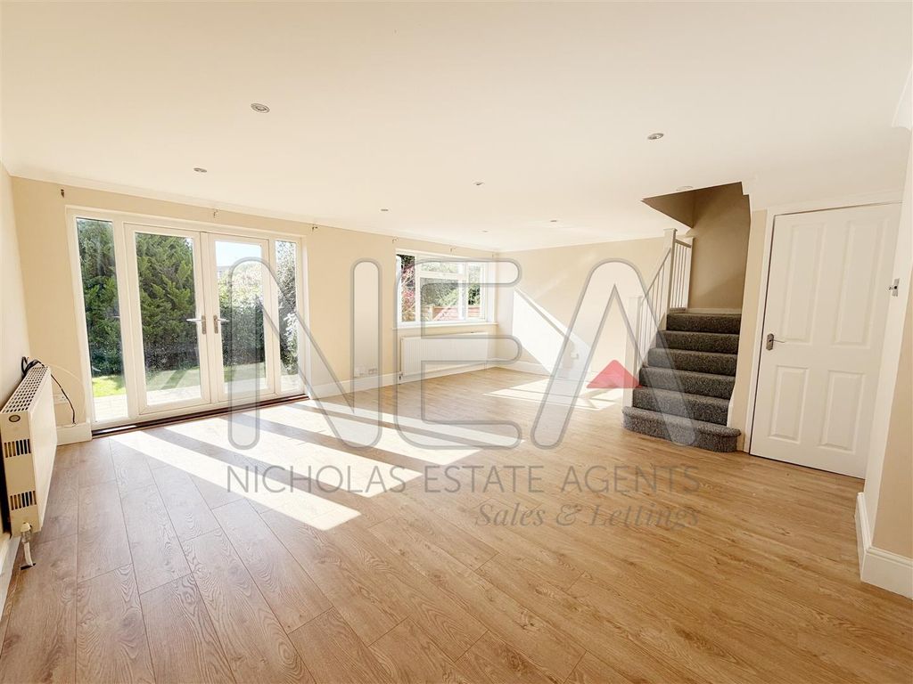 Property photo 3 of 15 Living Room