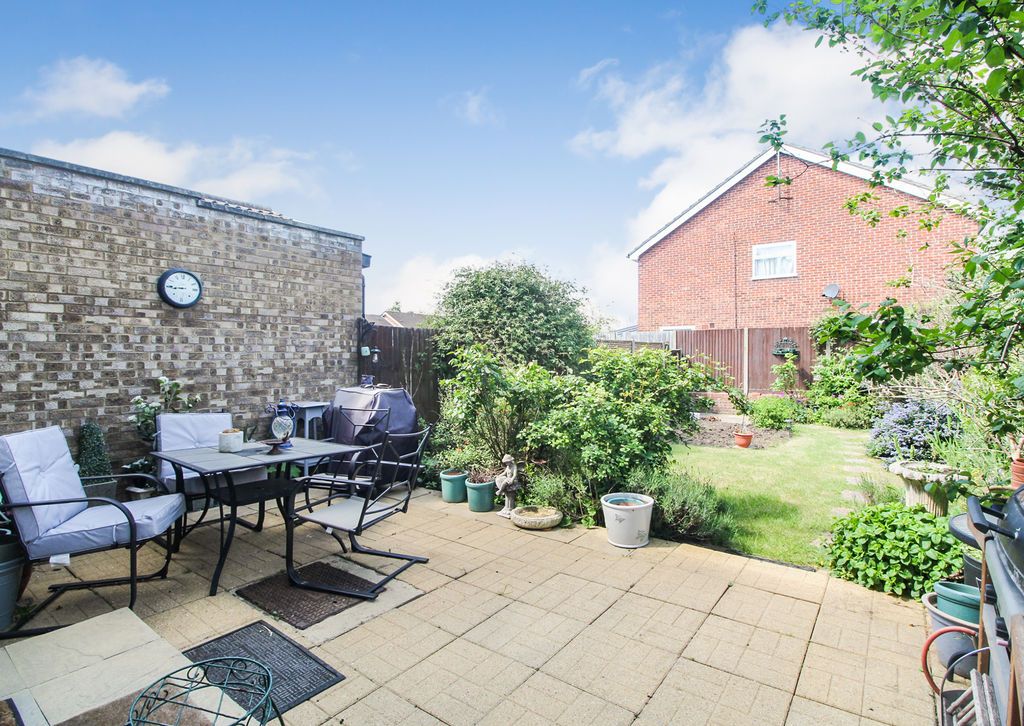 Property photo 2 of 19 Rear Garden