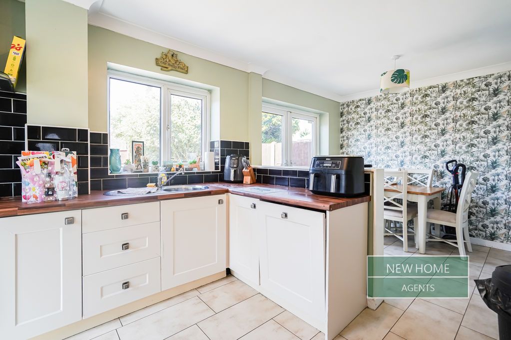 Property photo 2 of 20 Photo 18