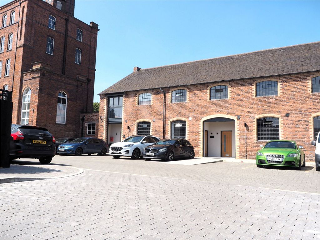 Property photo 2 of 21 Picture No. 36