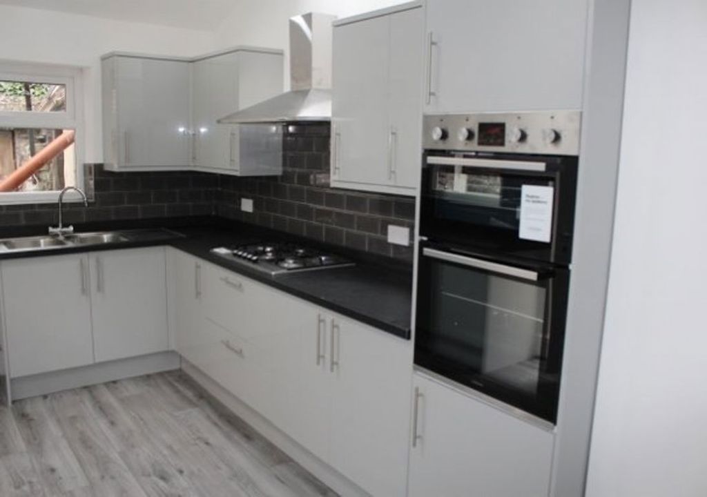 Property photo 2 of 26