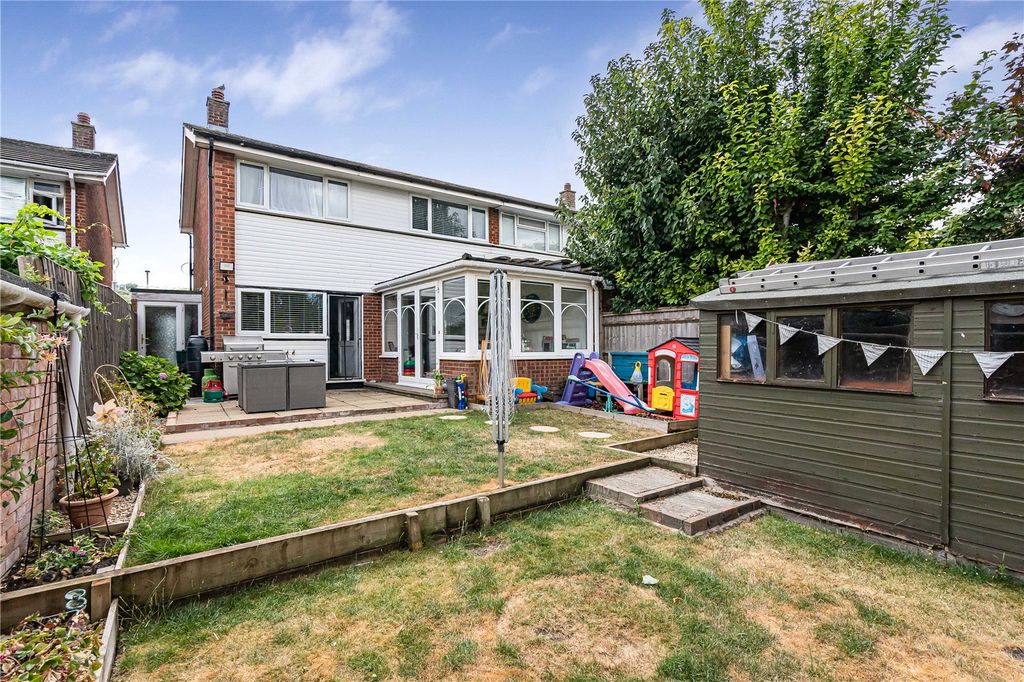 Property photo 2 of 23 Picture No. 29