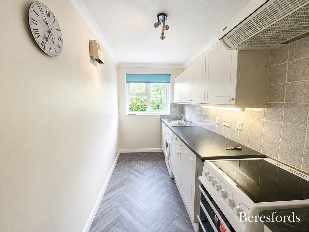 Property photo 3 of 7 Kitchen View 1