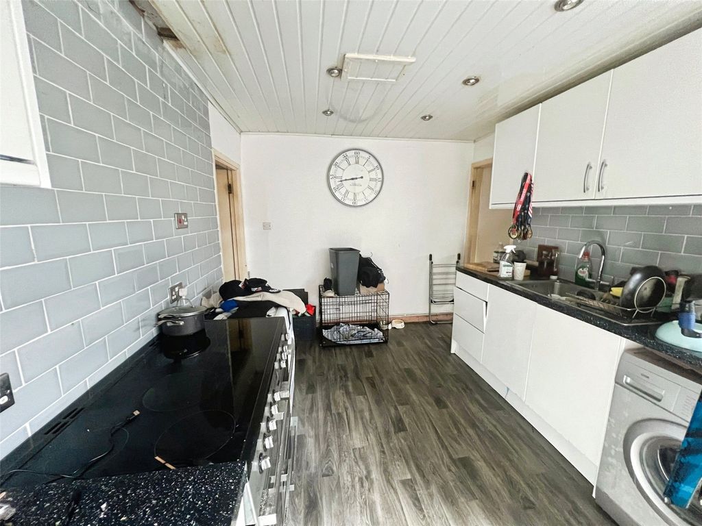 Property photo 2 of 10 Picture No. 01