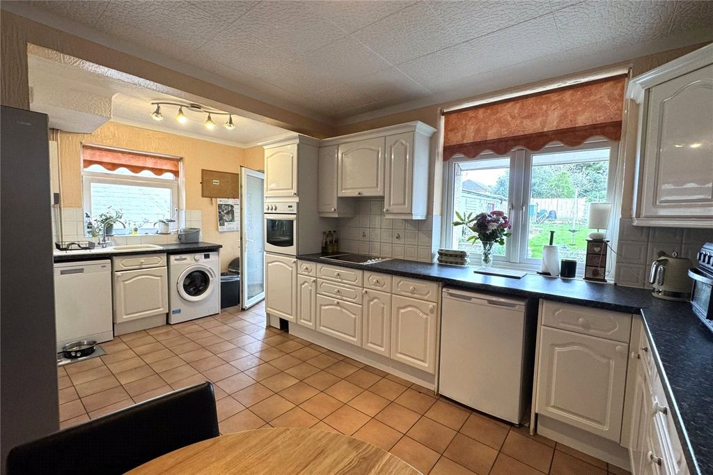 Property photo 2 of 14 Kitchen/Diner