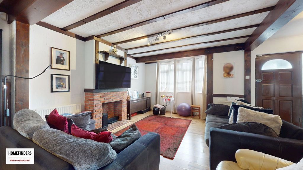 Property photo 2 of 15 Photo 7