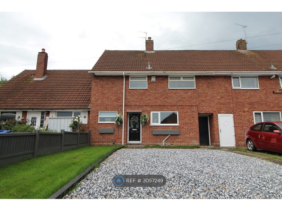 Property photo 2 of 13