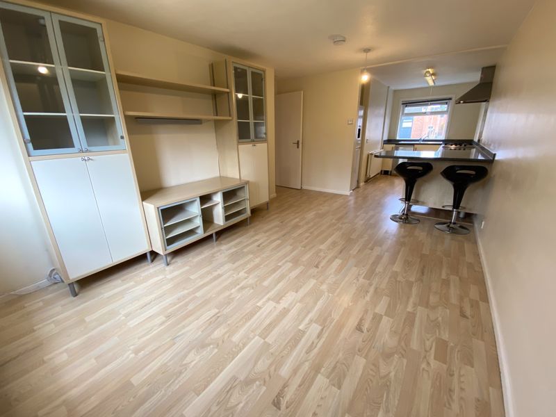 Property photo 3 of 13 Photo 5