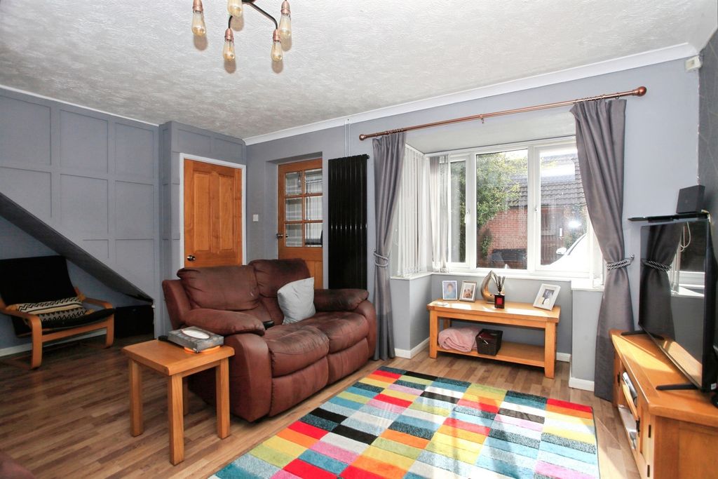 Property photo 3 of 15
