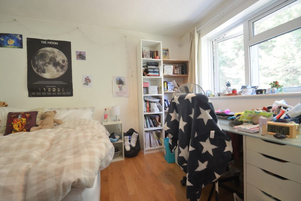 Property photo 3 of 10 Ivxsl