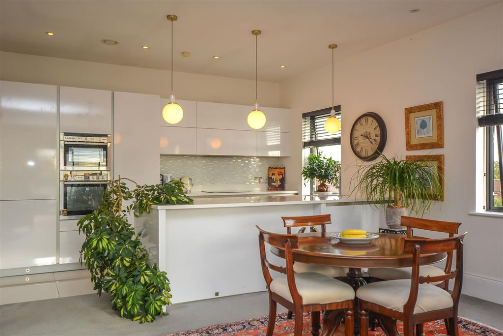 Property photo 3 of 18 Dsc_0652.Jpg