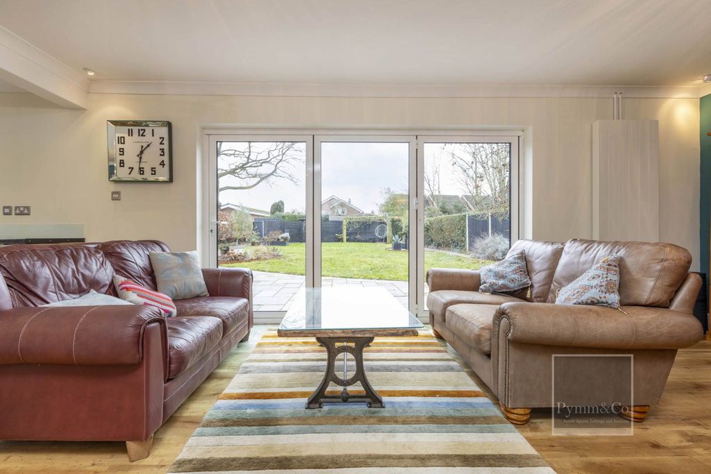 Property photo 3 of 29