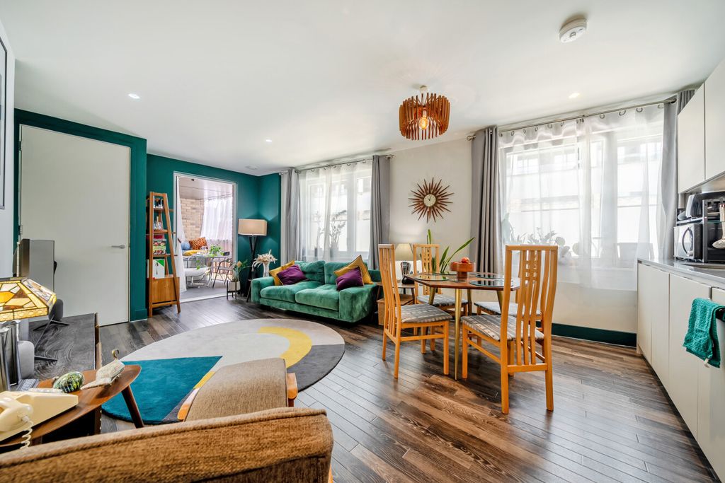 Property photo 1 of 19 1473484-3-6A27Ea9...