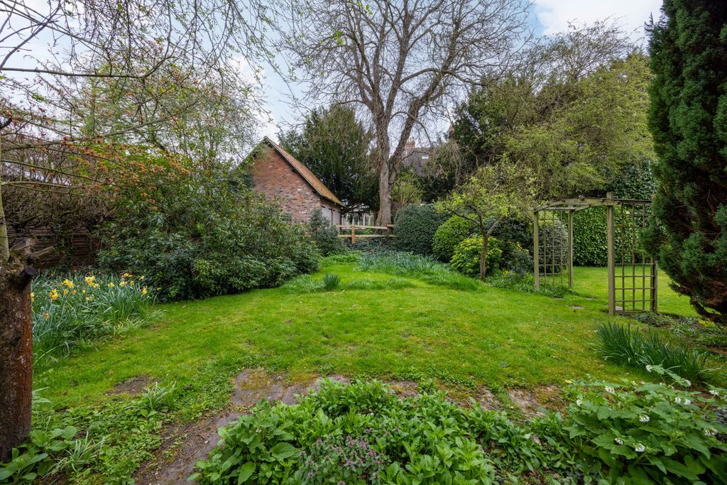 Property photo 3 of 30