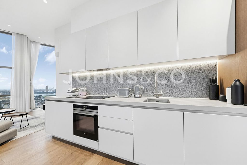 Property photo 2 of 3