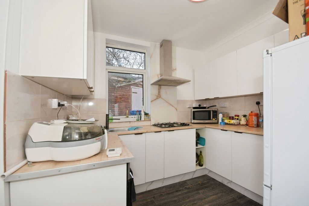 Property photo 2 of 16 Pbox-Img.Jpg
