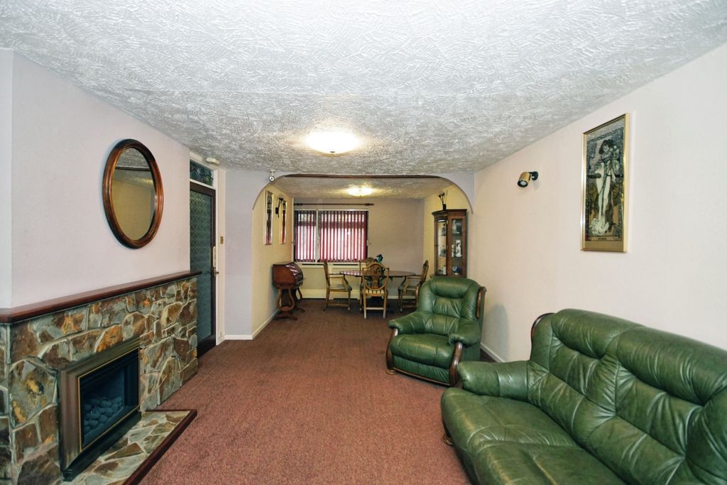 Property photo 2 of 17 Photography
