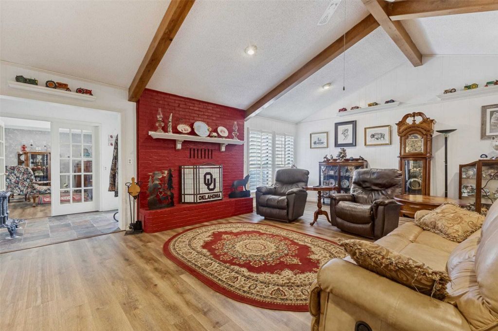 Property photo 2 of 18 <Alttext/>