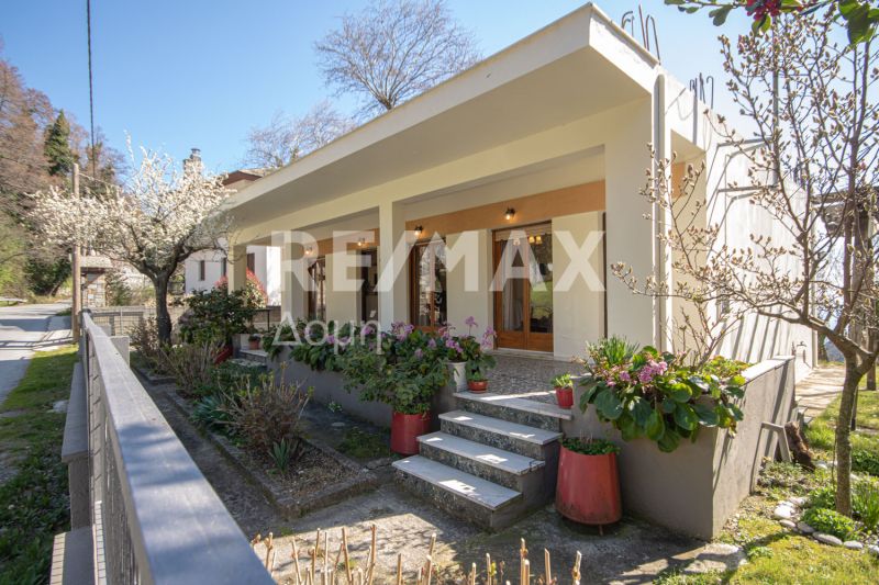 Property photo 1 of 39