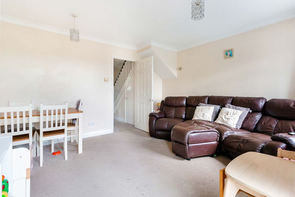 Property photo 2 of 19