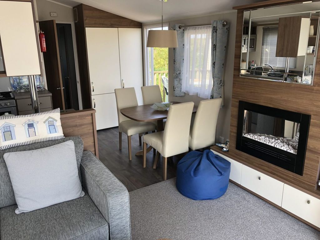 Property photo 1 of 5 Seaview Gorran Haven- Willerby-Avonmore-29995