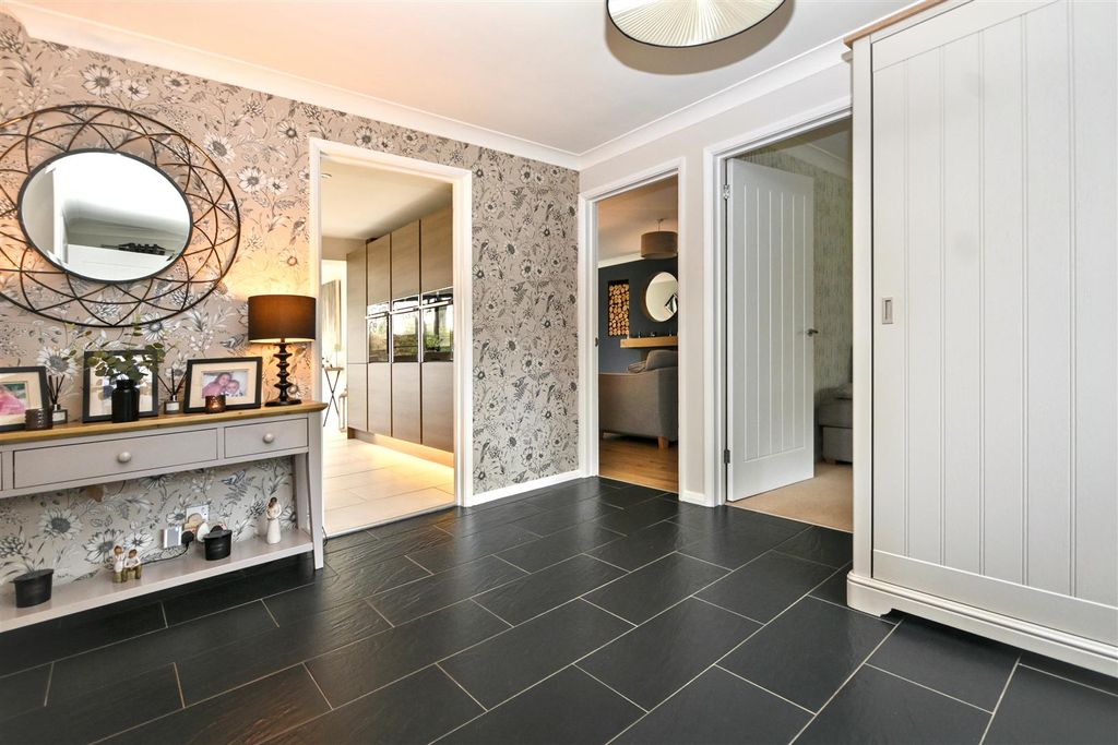 Additional image 11 of 6 bed detached house for saleWallsend Road, Pevensey BN24