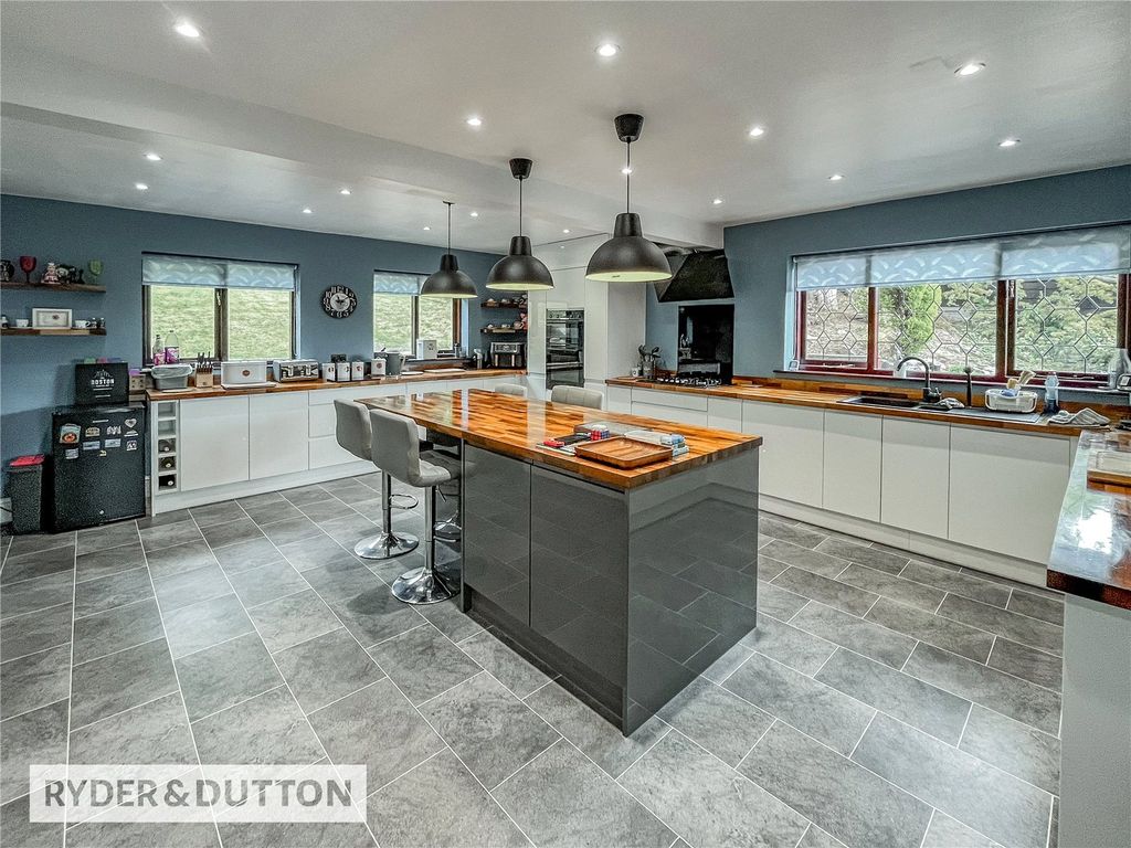 Property photo 3 of 47 Kitchen/Diner