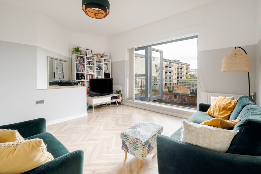 Property photo 1 of 15 Bemerton Street