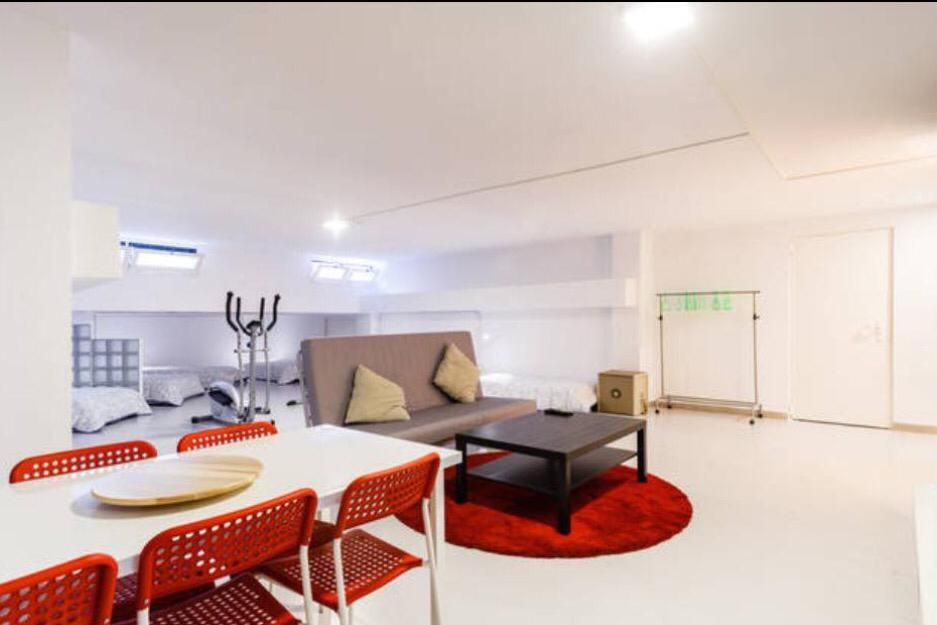 Property photo 2 of 24 1558