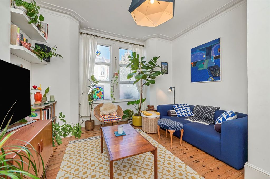 Property photo 3 of 7