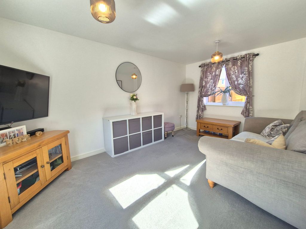 Additional image 7 of 3 bed semi-detached house for saleFarley Crescent, Ibstock LE67