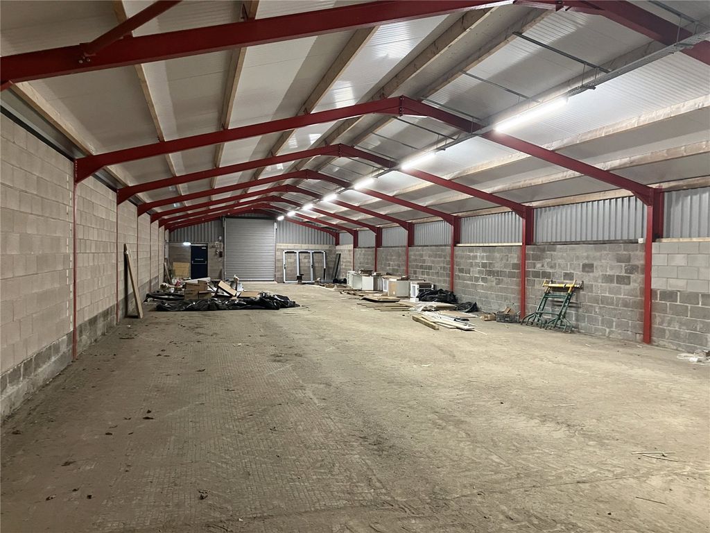 Property photo 2 of 6 Picture No. 05