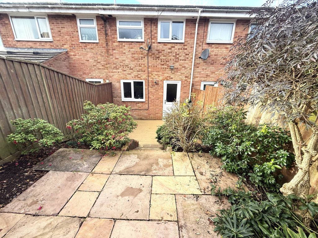 Property photo 3 of 12