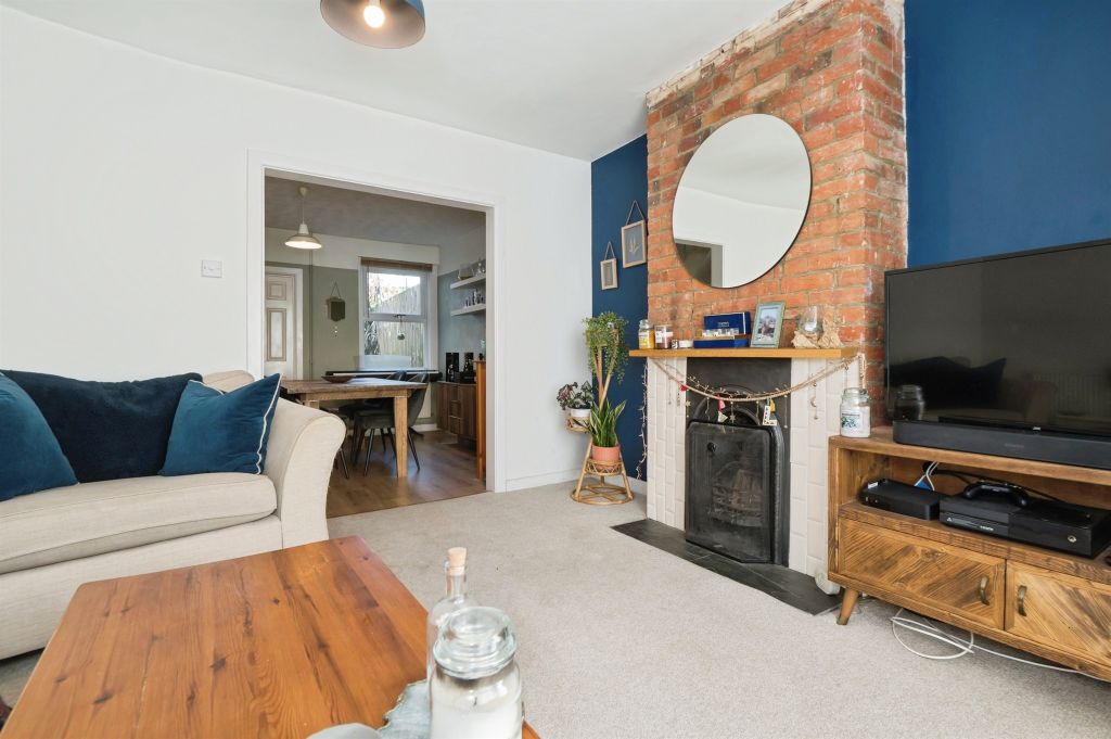 Property photo 2 of 12