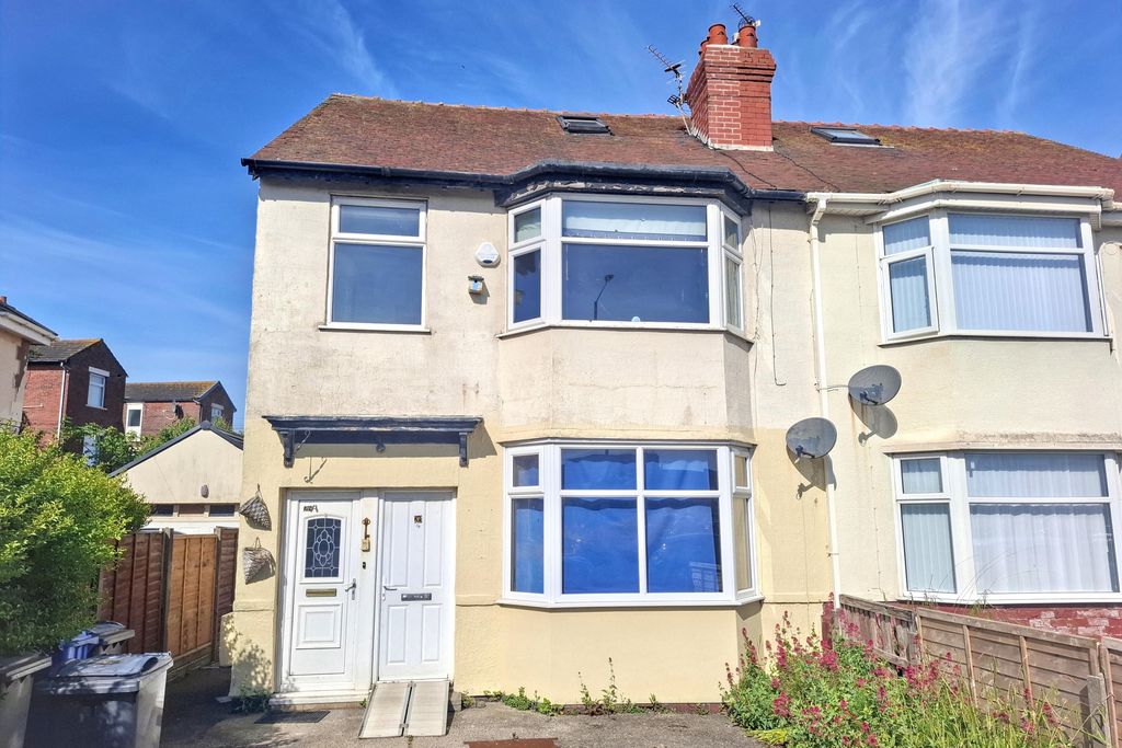 Property photo 1 of 1 26A Bispham Road, Thornton-Cleveleys, Fy5 1Dg