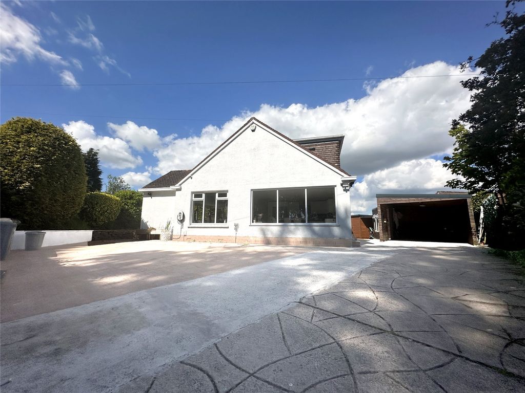 Property photo 3 of 14 Front View