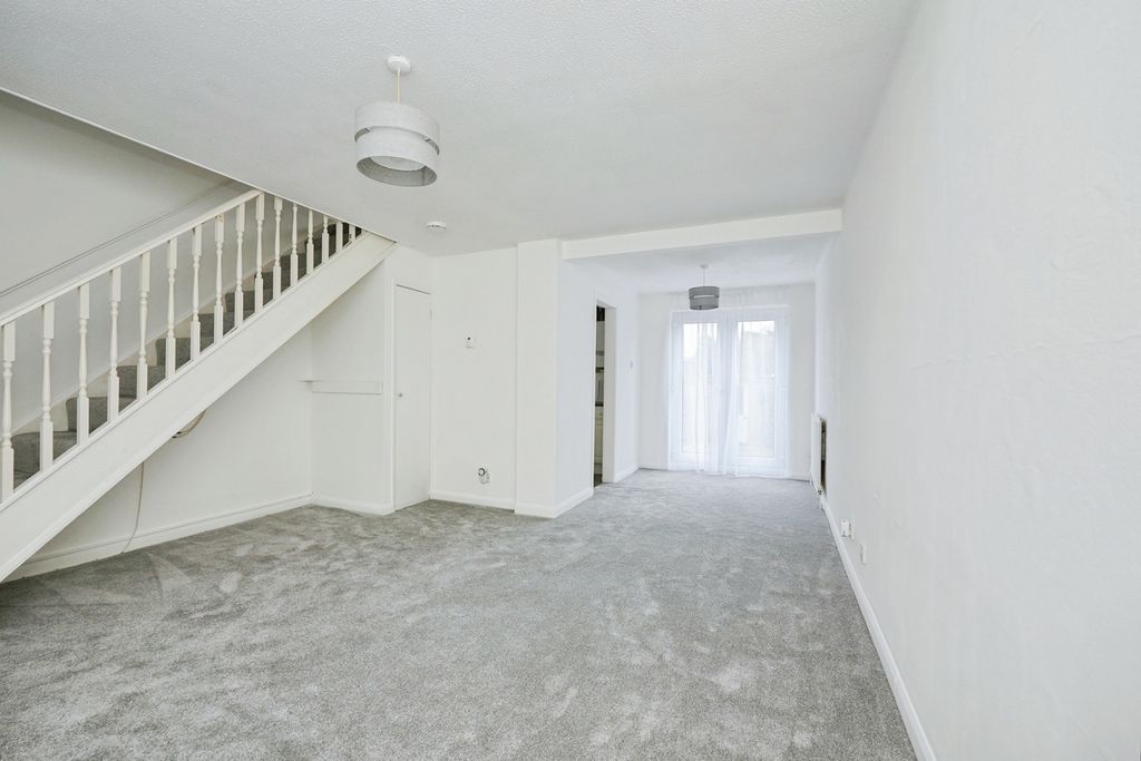 Property photo 2 of 24 Pbox-Img.Jpg