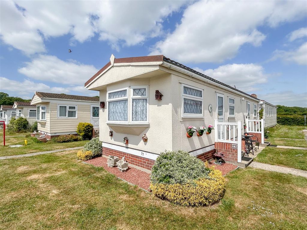 Property photo 1 of 7 Outside