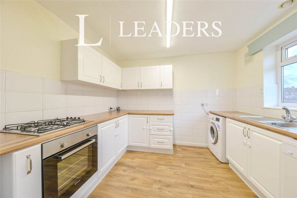 Property photo 2 of 7 Picture No. 06