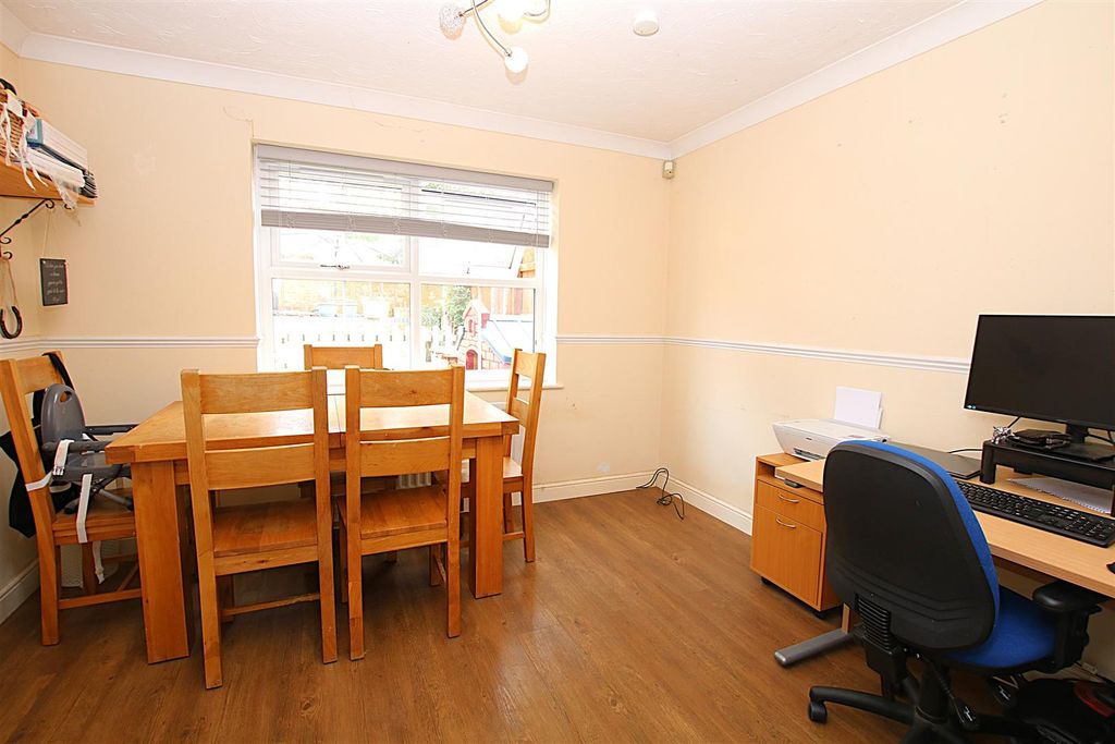 Property photo 3 of 17 Img_7111.Jpg