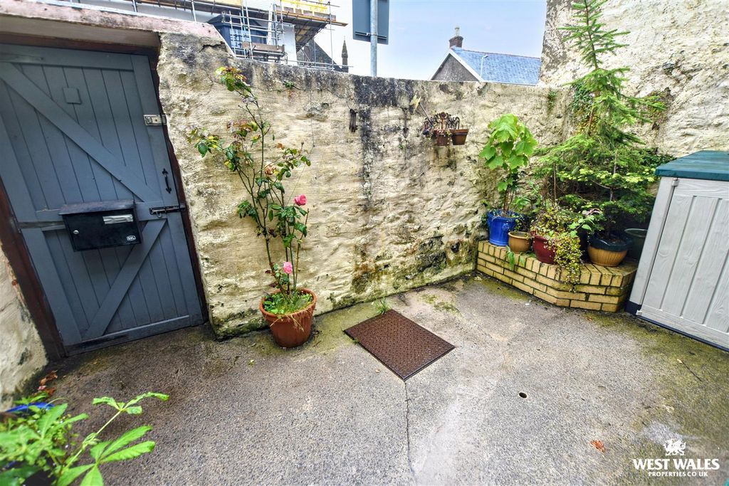 Property photo 3 of 18 15 (6).Jpg