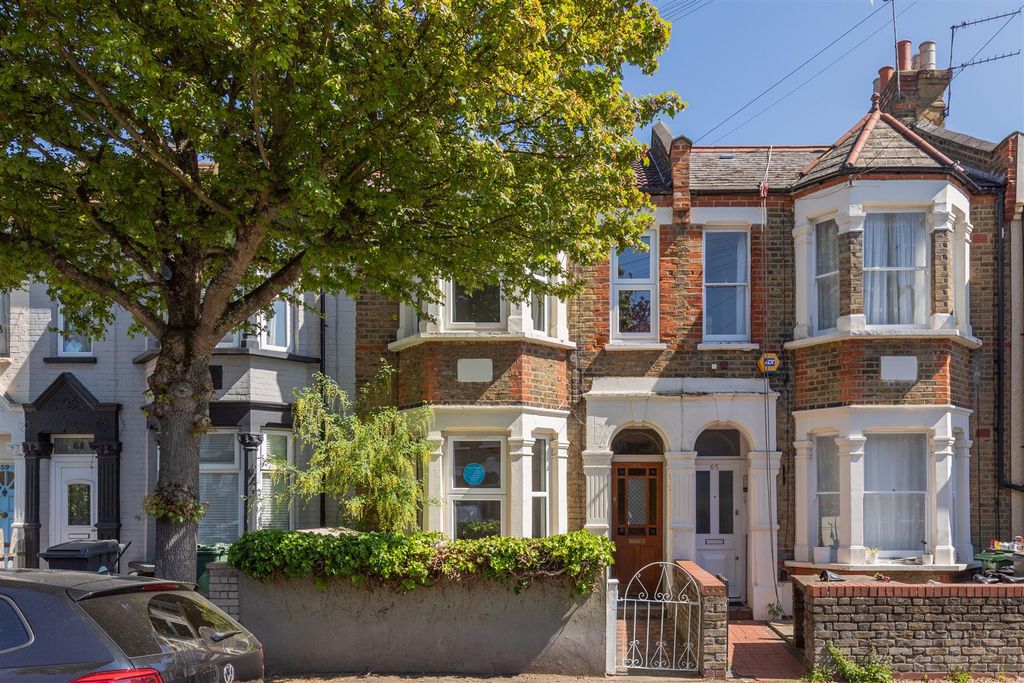 Property photo 1 of 25 Somerset Road, E17