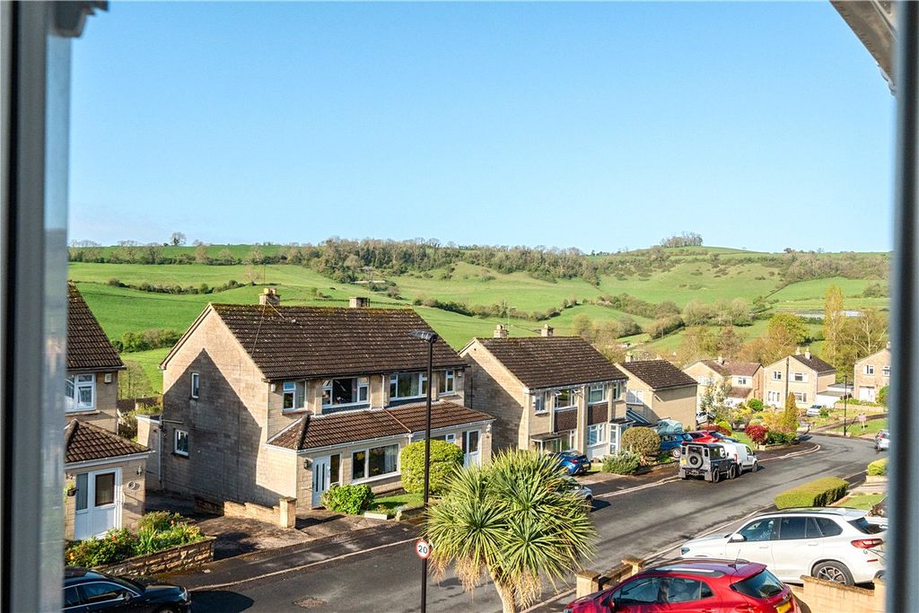 Property photo 2 of 9 Picture No. 02