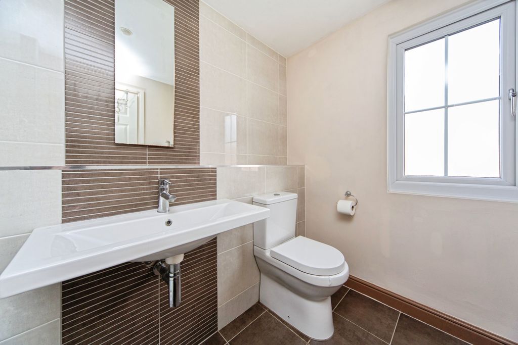 Additional image 15 of 3 bed semi-detached house for saleAusten Drive, Winwick, Warrington WA2