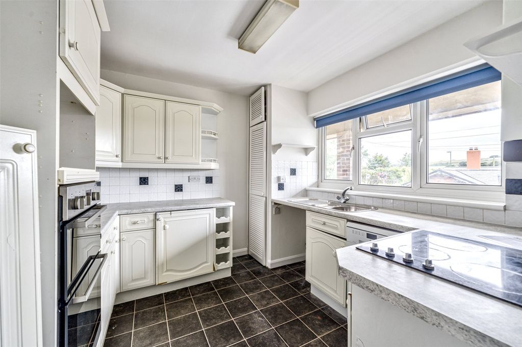 Property photo 2 of 18 Picture No. 07