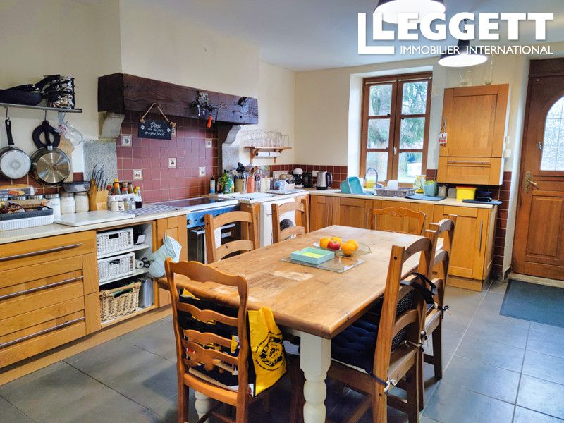 Property photo 3 of 10